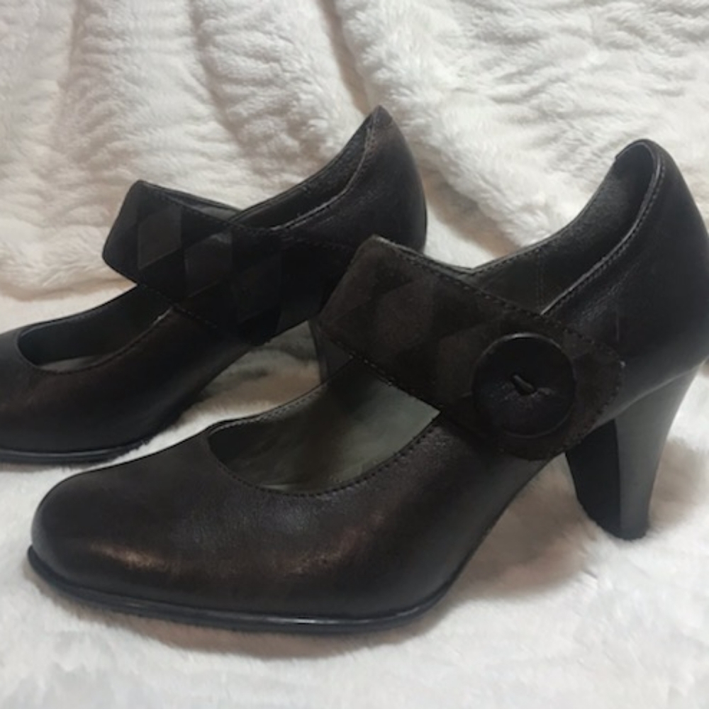 Born shoes
